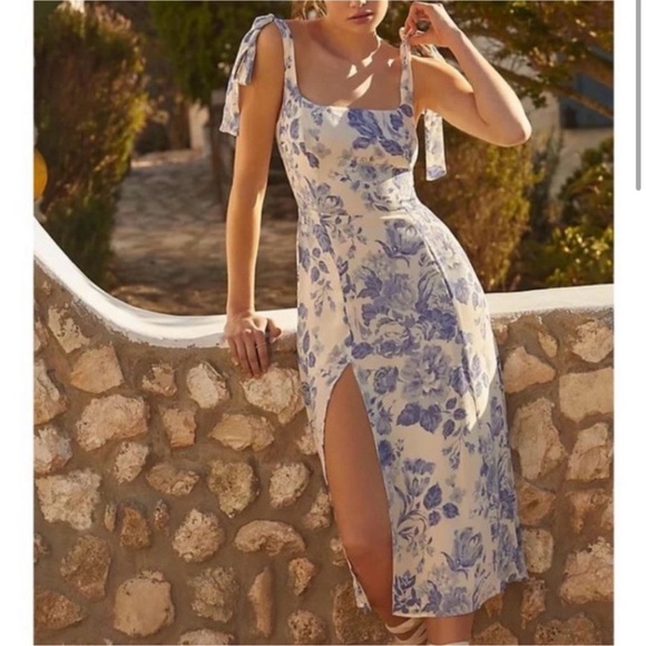 NEW Reformation Twilight Floral Midi Dress in Size 0 - Picture 3 of 16